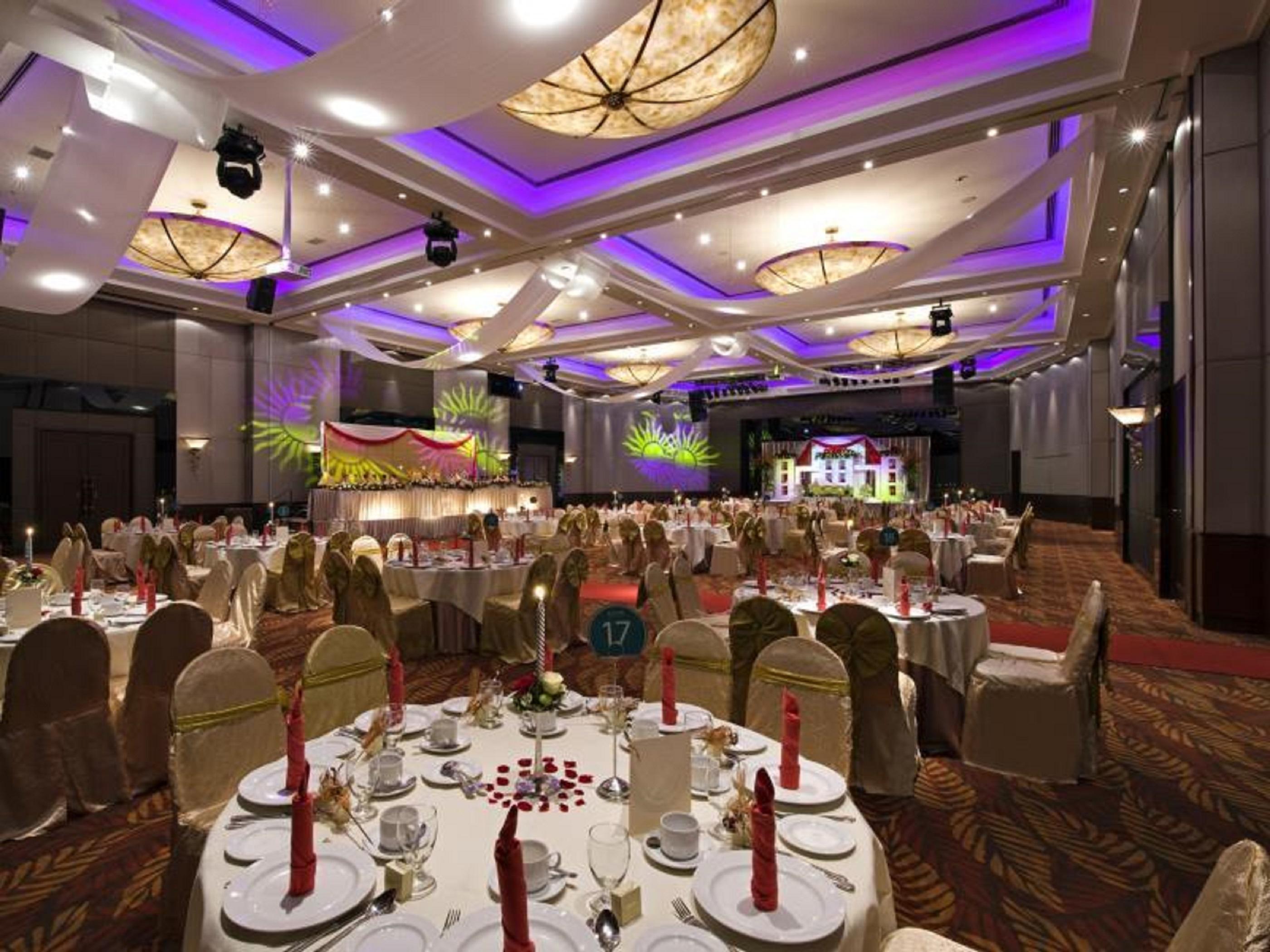 Eastin Hotel Kuala Lumpur Petaling Jaya Buitenkant foto The Grand Ballroom