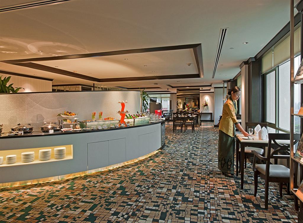 Eastin Hotel Kuala Lumpur Petaling Jaya Buitenkant foto The Club lounge at Kuala Lumpur International Airport