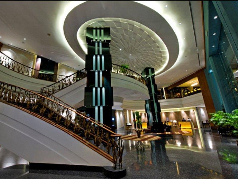 Eastin Hotel Kuala Lumpur Petaling Jaya Buitenkant foto The lobby of the hotel