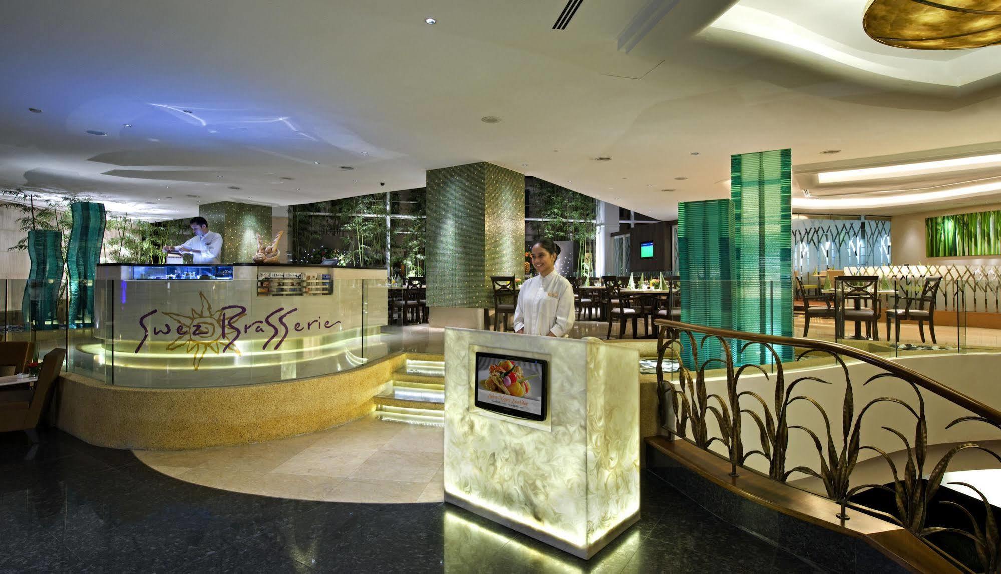 Eastin Hotel Kuala Lumpur Petaling Jaya Interieur foto The lobby of the hotel